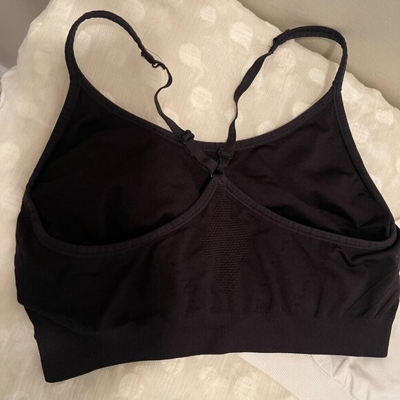 EUC 2 Girls Sports Bras, Black Champion & White Maidenform, Medium - Picture 5 of 7